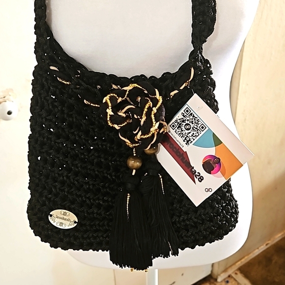 Hand Crafted Crochet Bucket Bag Tassel Beaded Drawstring Crossbody Purse Black - Picture 6 of 17